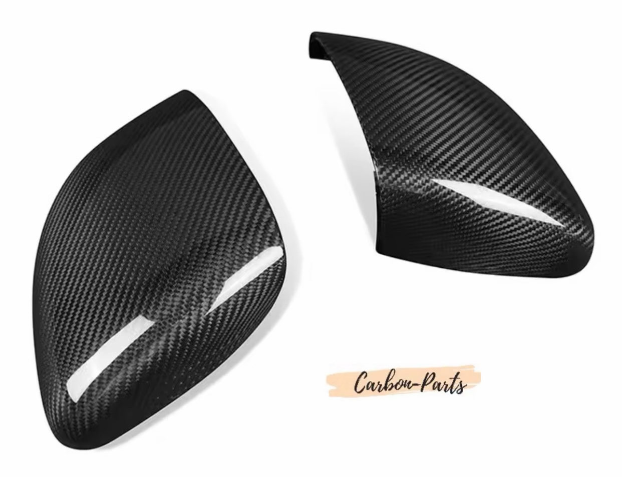 Seitenansicht der Carbon Spiegelkappen am Mercedes-Benz CLA C118 mit sportlicher Optik