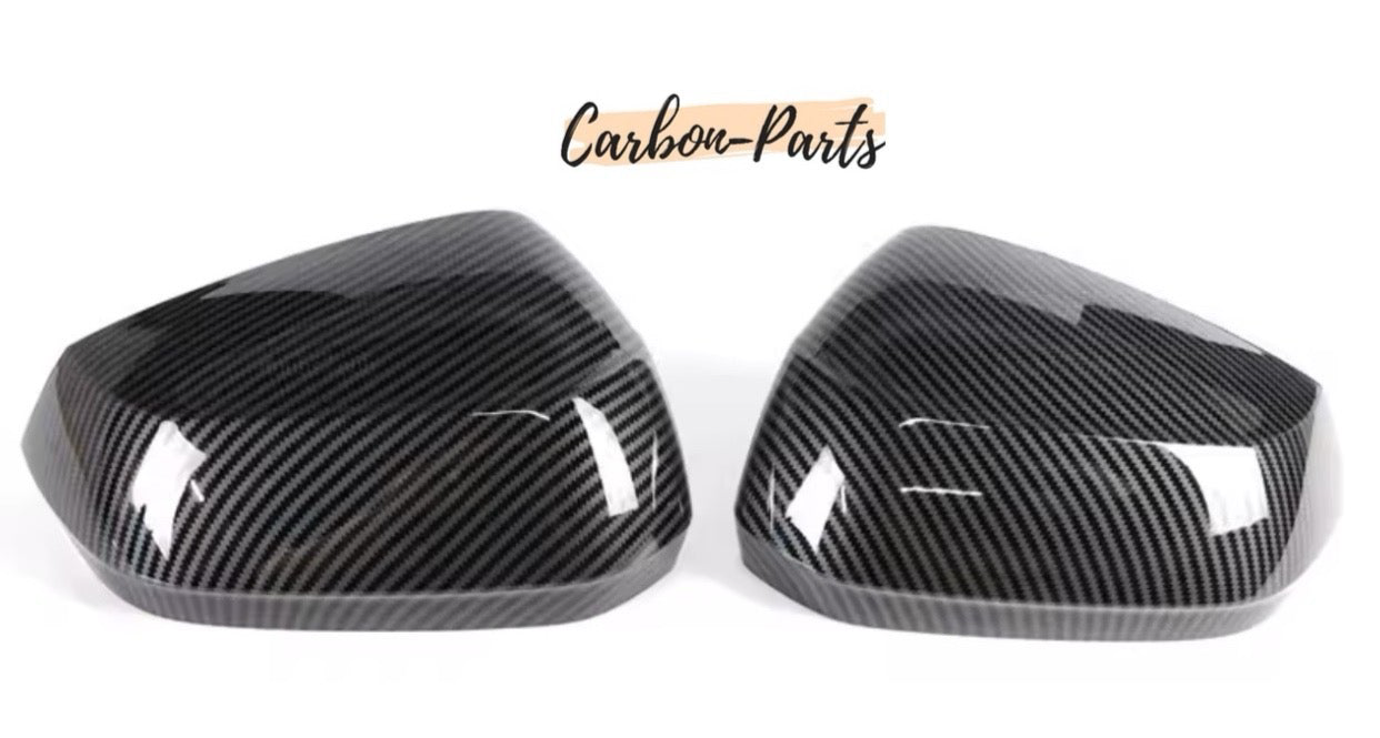 Carbon-Look Spiegelkappen für Audi RSQ3 F3 – perfekt für ein aggressives Design.