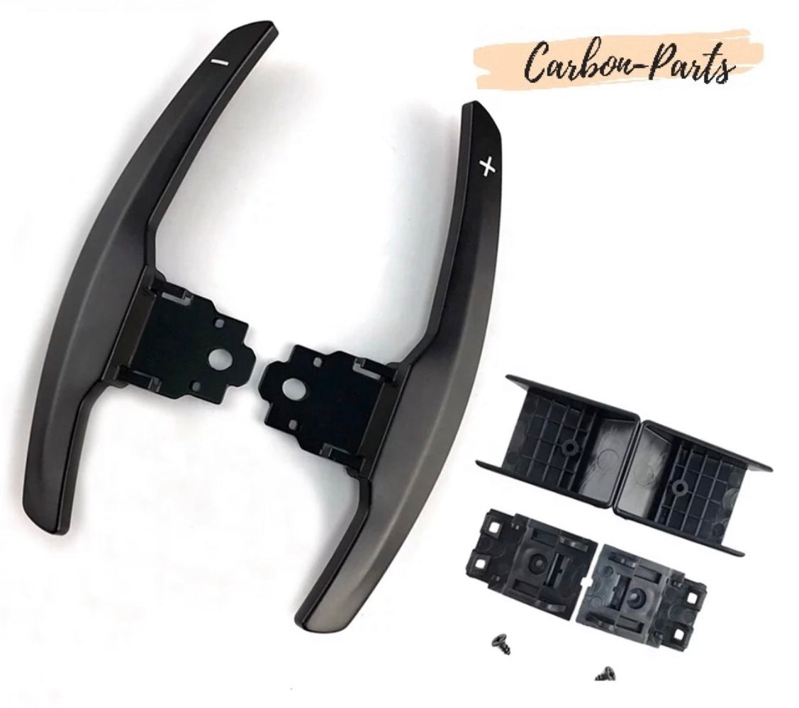 Schwarze Aluminium Schaltwippen passend für BMW 5er G30, G31 und M5 F90.