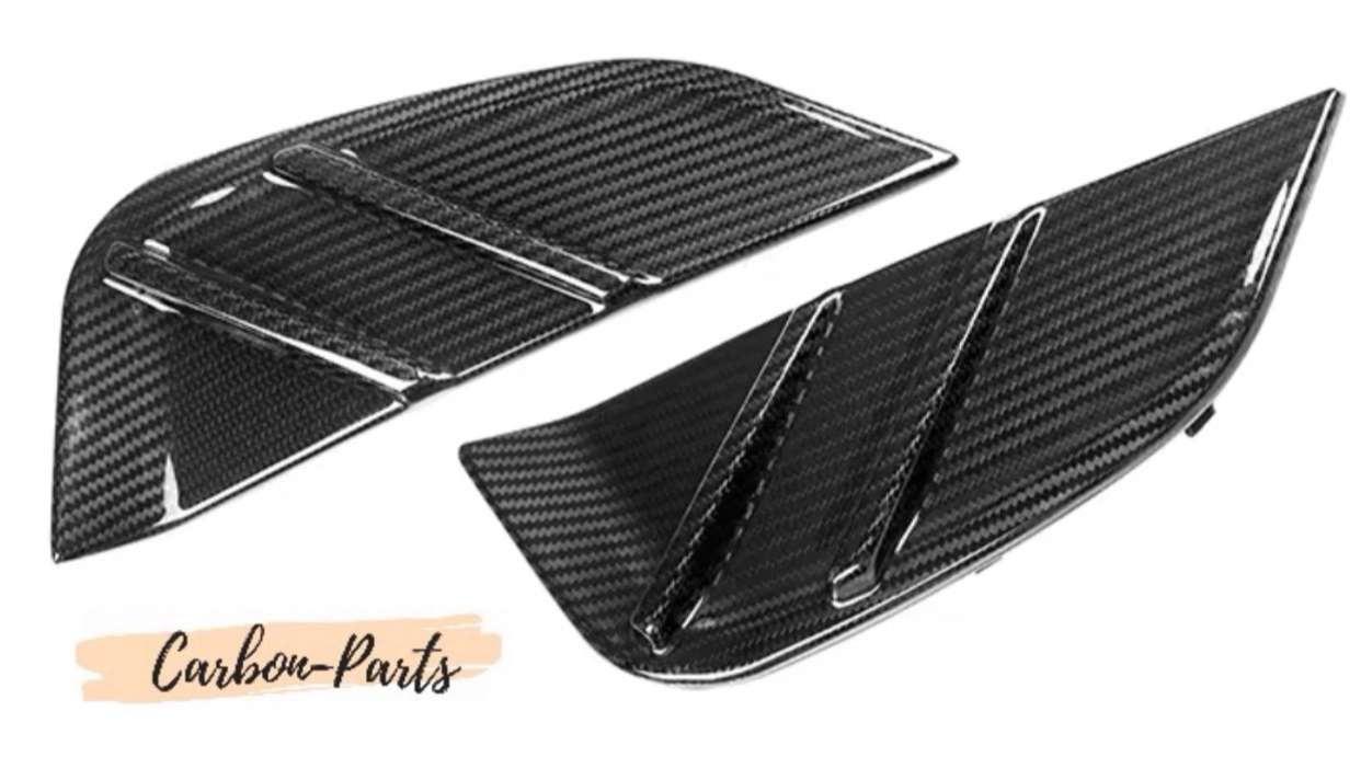 Hochwertige Echt-Carbon Kotflügel-Emblem-Abdeckungen für den BMW M3 Touring G81.