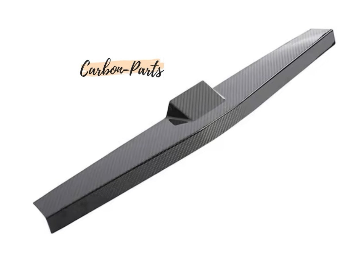 Passgenaue Echt-Carbon Abdeckung für den Prallschutz des BMW M4 Cabrio G83.