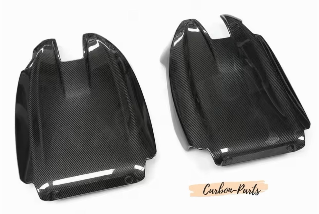 Hochwertige Echt-Carbon Sitz-Cover für die Rückseite der BMW M4 G82 G83 Sitze.
