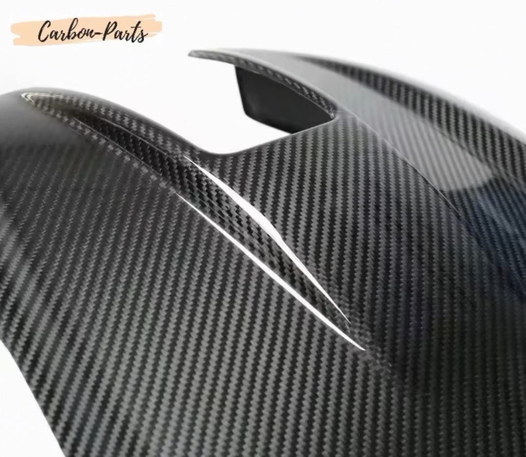 BMW G-Serie Interieur-Tuning von Carbon-Parts-RLP – Echt-Carbon Sitz-Cover.