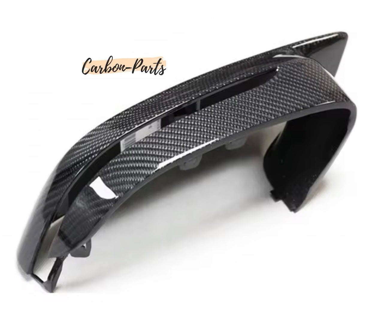 Detailansicht der 3K Sichtcarbon-Struktur für BMW M-Modelle G-Serie.