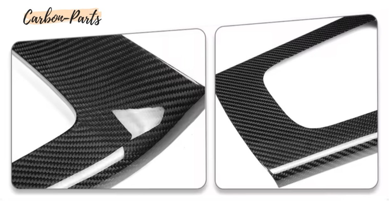 Detailansicht der 3K Sichtcarbon-Struktur für die Mercedes-Benz Mittelkonsolen-Veredelung.