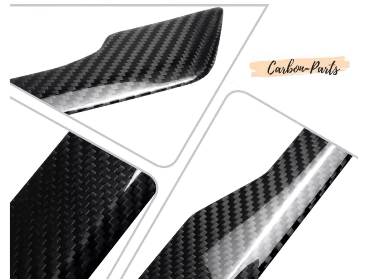 Detailansicht der 3K Sichtcarbon-Struktur für das VW Golf 8 Interieur.