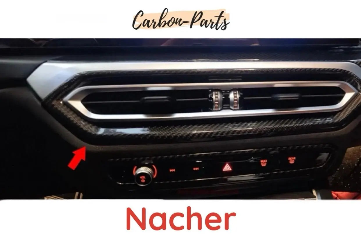 Millimetergenaue Passform der Carbon-Abdeckung um das Warnblinklicht-Element im BMW.
