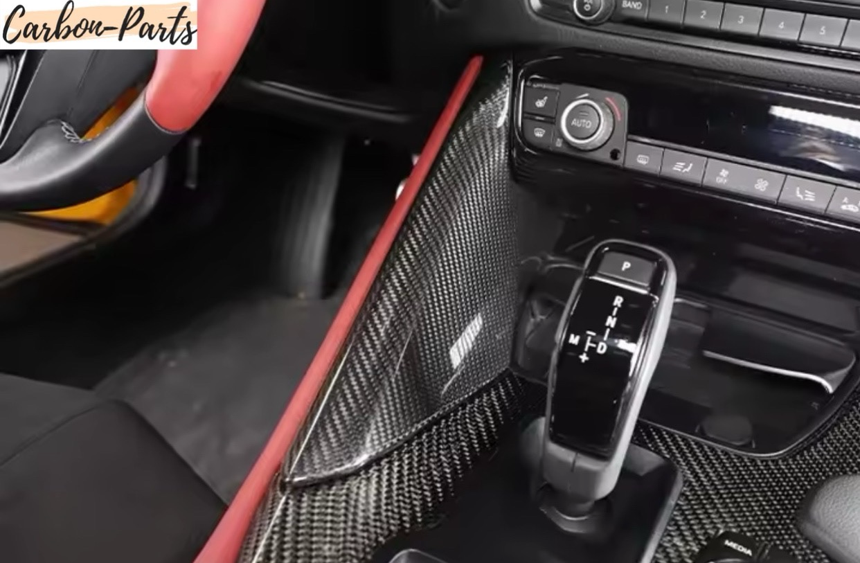 Echt-Sichtcarbon Veredelung für den Innenraum der Toyota Supra A90.